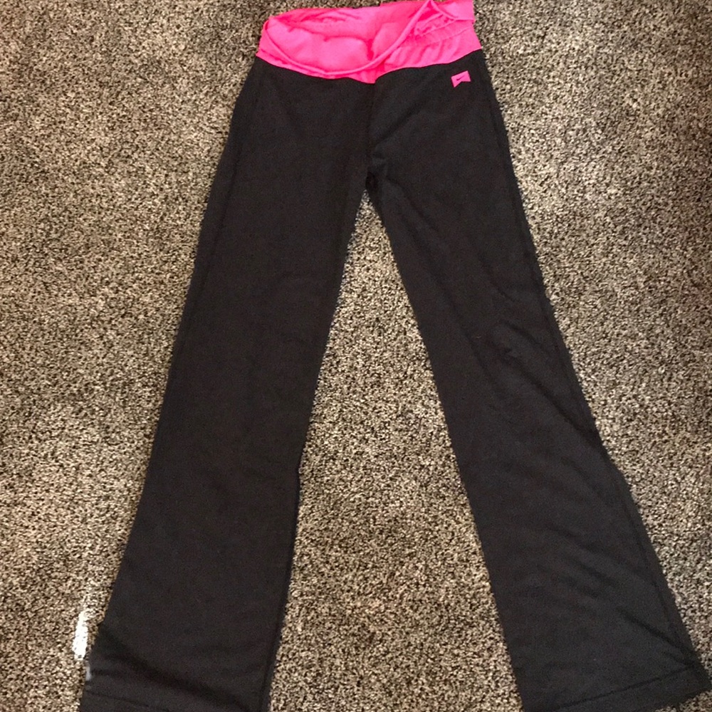 New nike yoga pants